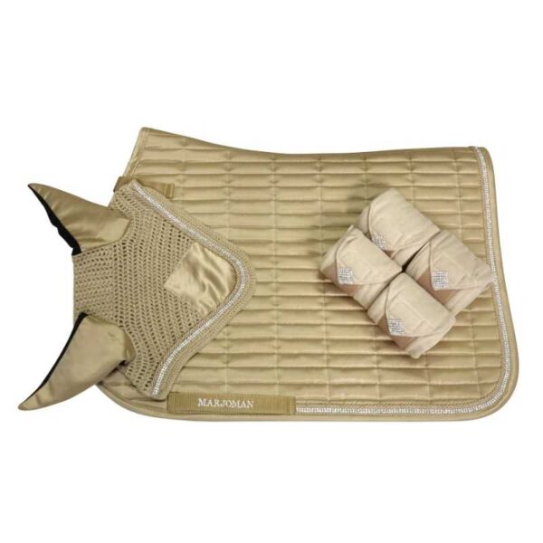 JUEGO DE MANTILLA, OREJERAS Y VENDAS MARJOMAN